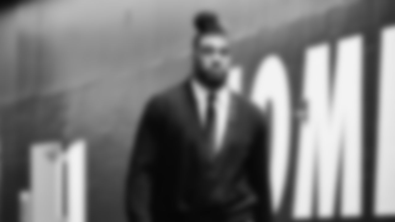 Seahawks defensive end Leonard Williams (99) arrived at Lumen Field for the NFC divisional round game vs. the San Francisco 49ers on January 17, 2026.