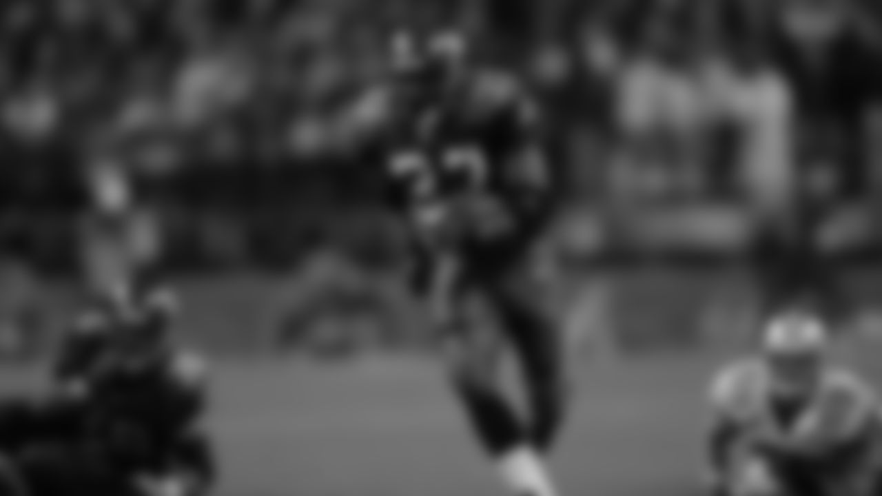 RB Shaun Alexander 2000-2007