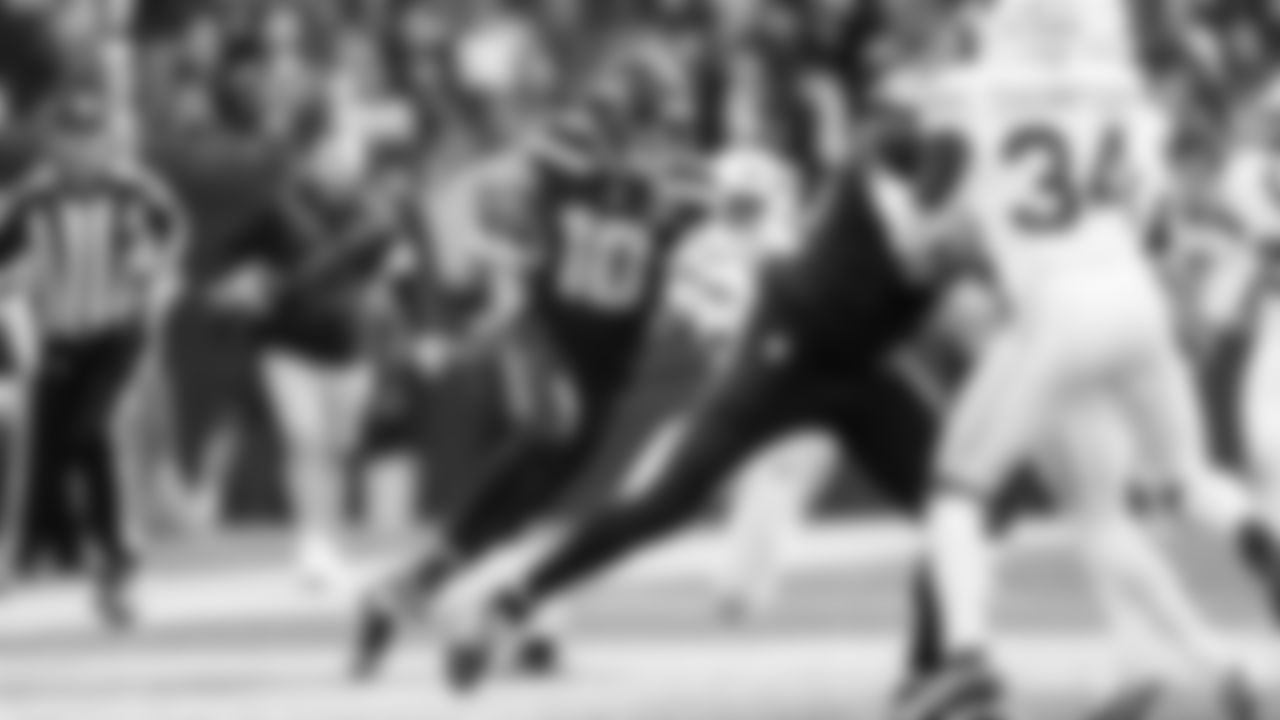 Seattle's Cooper Kupp cuts back to the middle of the field on a long pass and run from Sam Darnold.