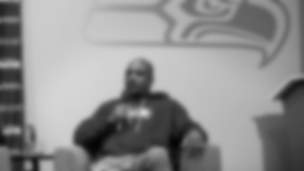 On February 19, ONYX, the Seahawks Black Employee Resource Group, in partnership with the DEI team, hosted its 2nd annual Black History Month celebration, 50 Years Strong: Celebrating Black Excellence & the Seahawks Legacy, at the Virginia Mason Athletic Center.