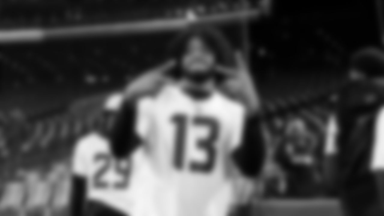 Seahawks linebacker Ernest Jones IV (13) visited T-Mobile Park on May 19, 2025