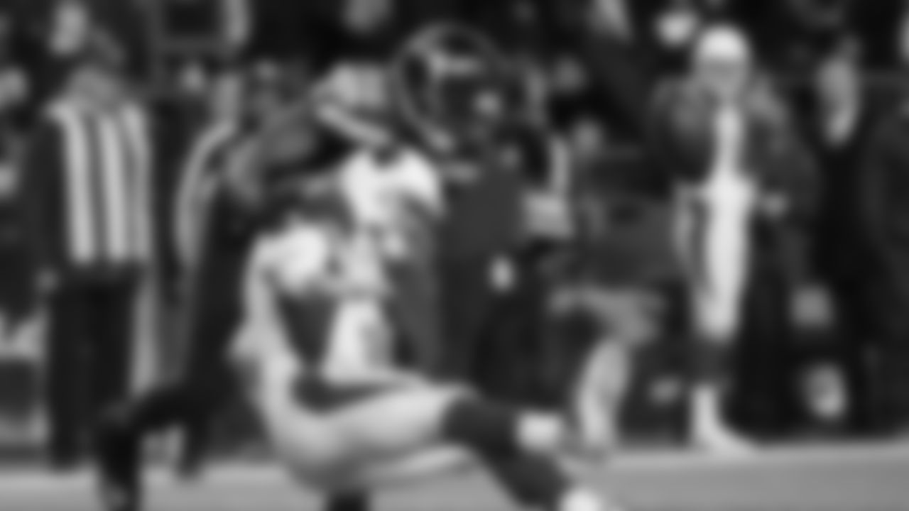 DE Cliff Avril 2013-2017
