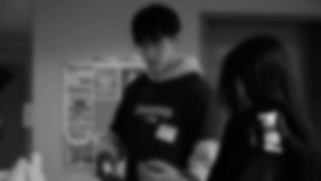 The 2025 Seahawks Intern Class volunteered at the Ronald McDonald House Charities of Western Washington & Alaska for their Intern Day of Service on Thursday, October 30th, 2025