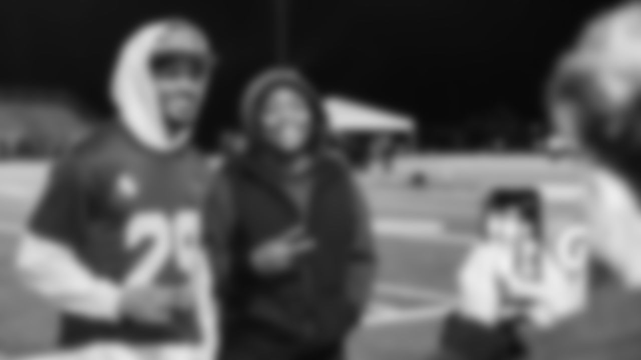 The Seahawks visited Lake Washington High School on Thursday, December 11, 2025 with Seahawks Cornerback Josh Jobe for the second Girls Flag Takeover of the season featuring varsity games between Issaquah High School vs. Juanita High School and Skyline High School vs. Lake Washington High School.