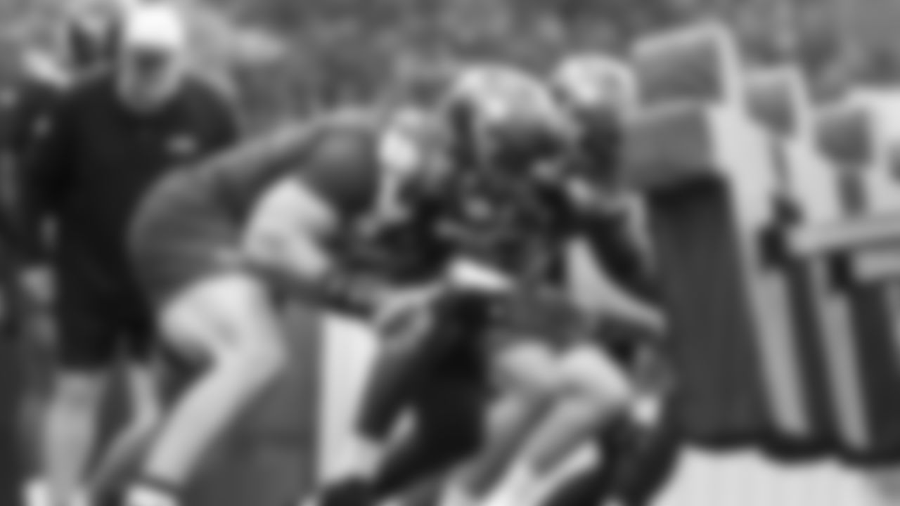 Seahawks tackle Abraham Lucas (72) participated in a workout on day two of OTAs on Thursday, May 29, 2025 at the Virginia Mason Athletic Center.