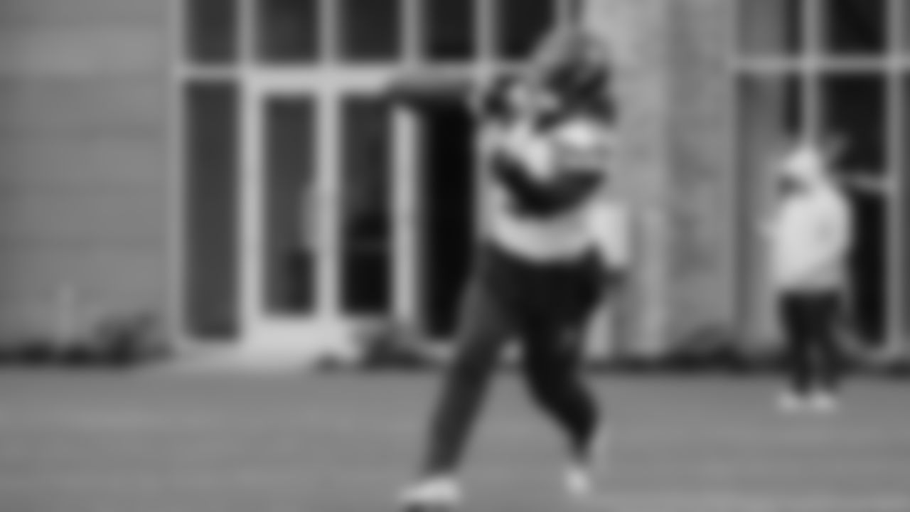 Seahawks running back Kenneth Walker III (9) practiced on Wednesday, December 24, 2025 at the Virginia Mason Athletic Center.