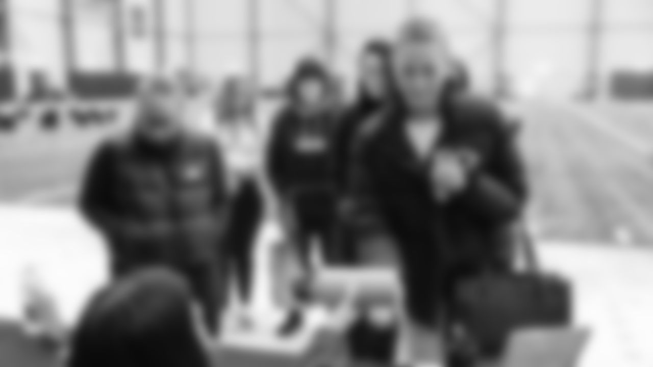 Hosted in partnership with DEI, Seahawks Women's Association and SOAR Women's Employee Resource Group, the Women's Wellness Event brought together education on women's fertility and overall health, moments for connection and meditation, and onsite vendors raising awareness around wellness and the importance of regular breast exams.