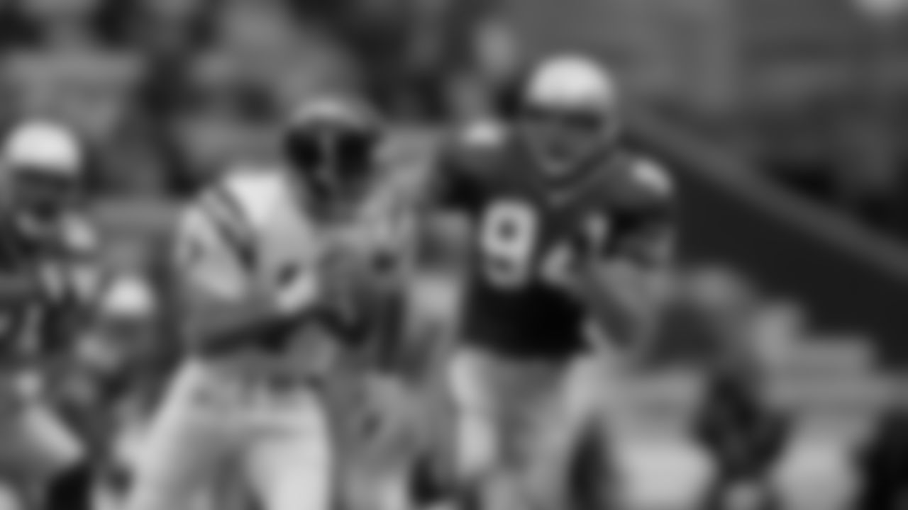 LB Chad Brown (94)
