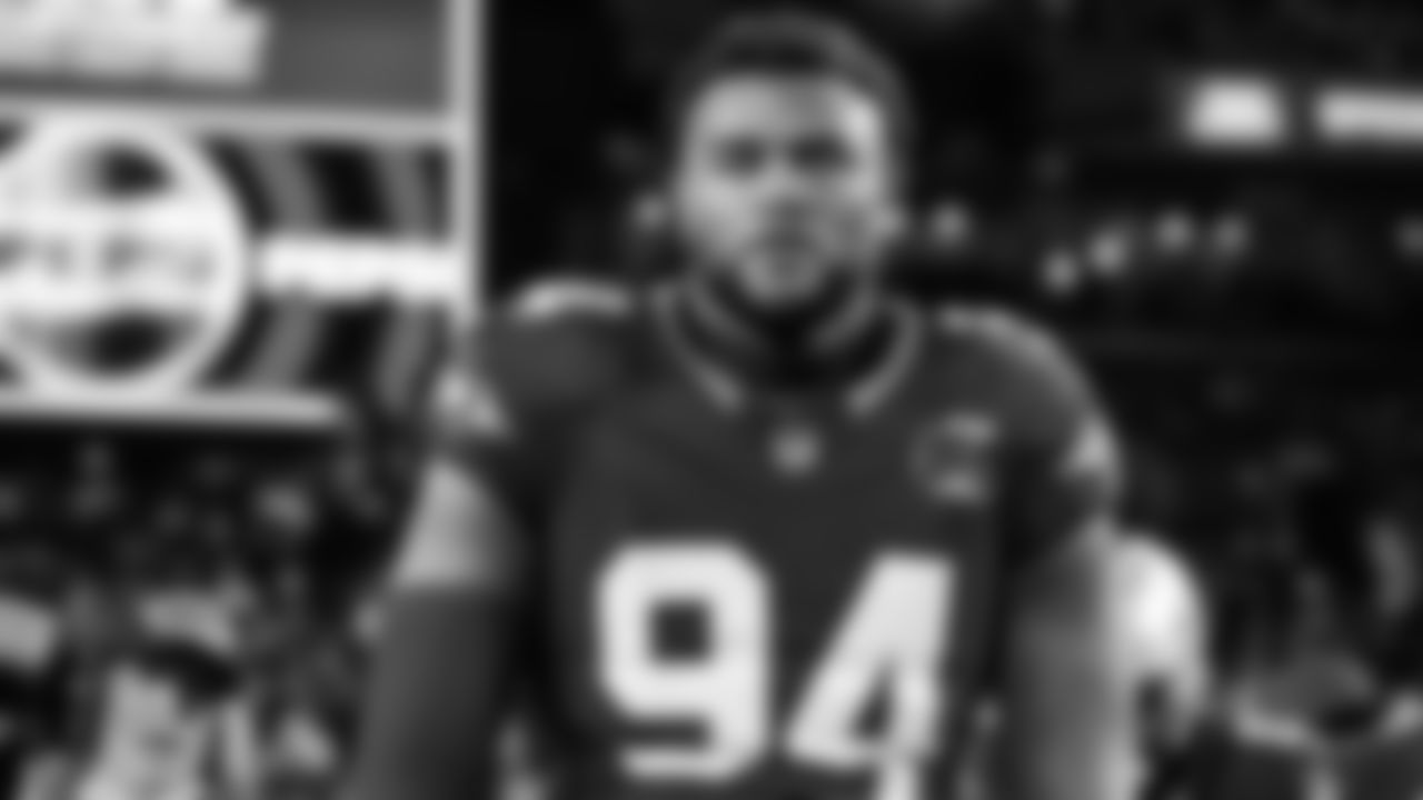 Seahawks defensive end Mike Morris (94) warms up at Northwest Stadium for the Sunday Night Football matchup at the Washington Commanders in Week 9.