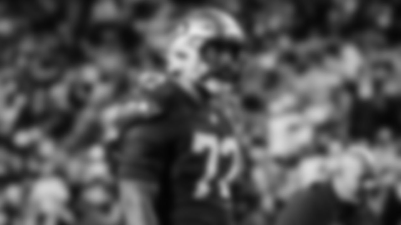 Seahawks tackle Abraham Lucas (72) warms up at Northwest Stadium for the Sunday Night Football matchup at the Washington Commanders in Week 9.