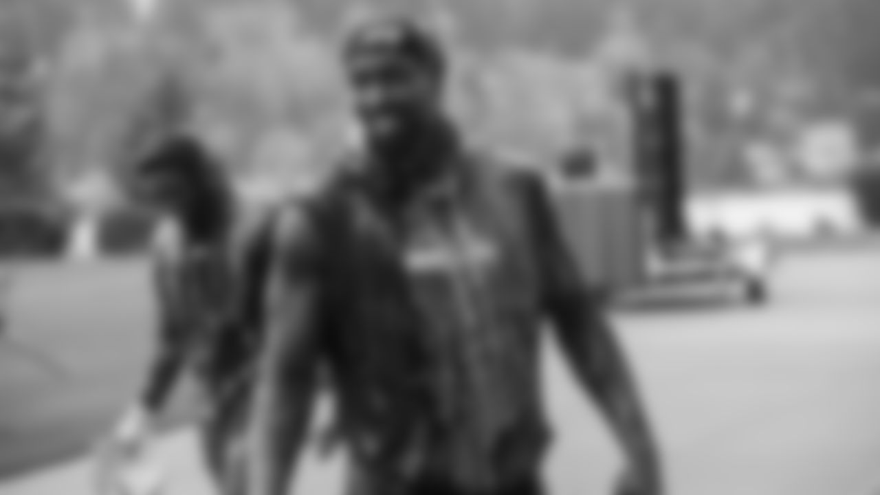 Seahawks linebackers DeMarcus Lawrence and Tyrice Knight were awarded the NVP award on November 12, 2025.