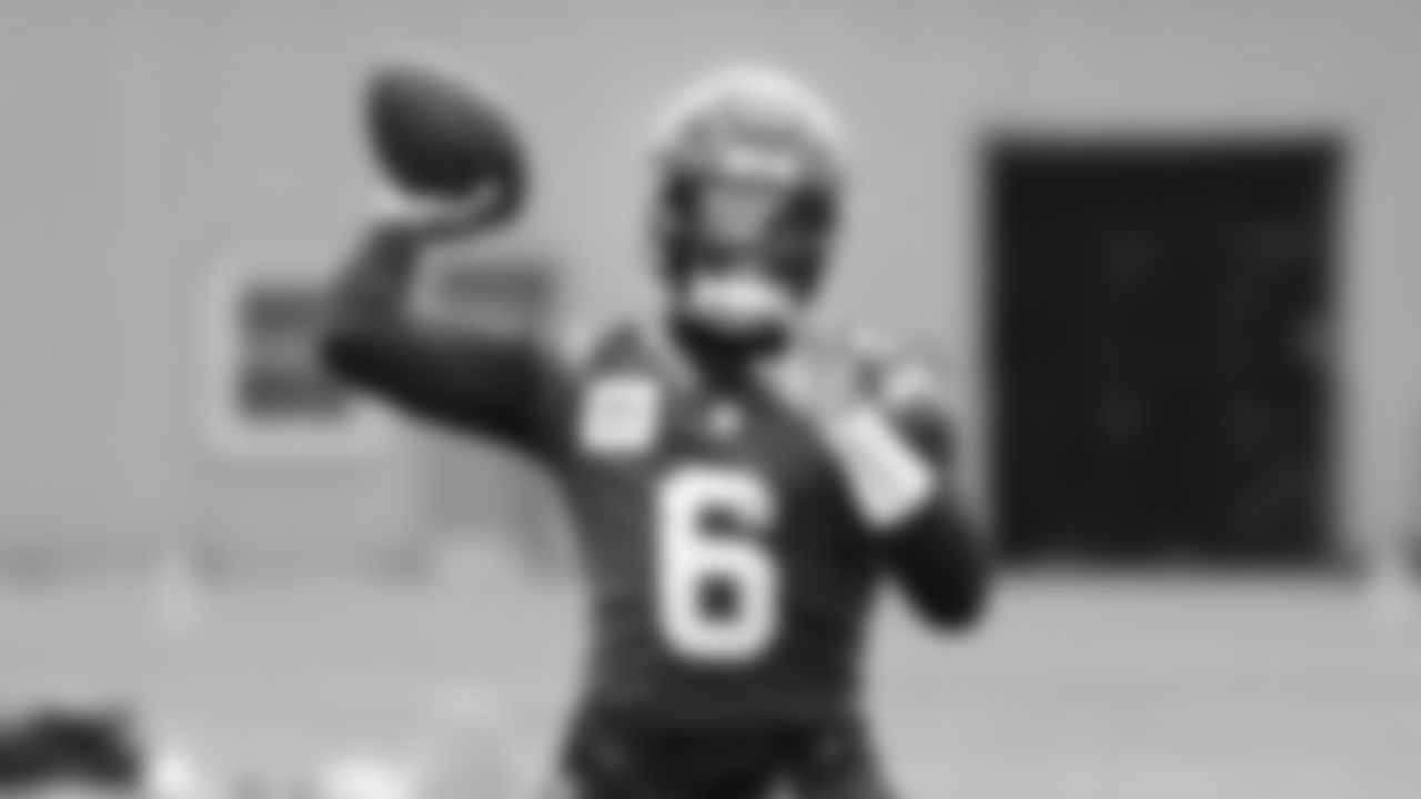 Seahawks quarterback Jalen Milroe (6) practiced on Wednesday, January 1, 2026 at the Virginia Mason Athletic Center.