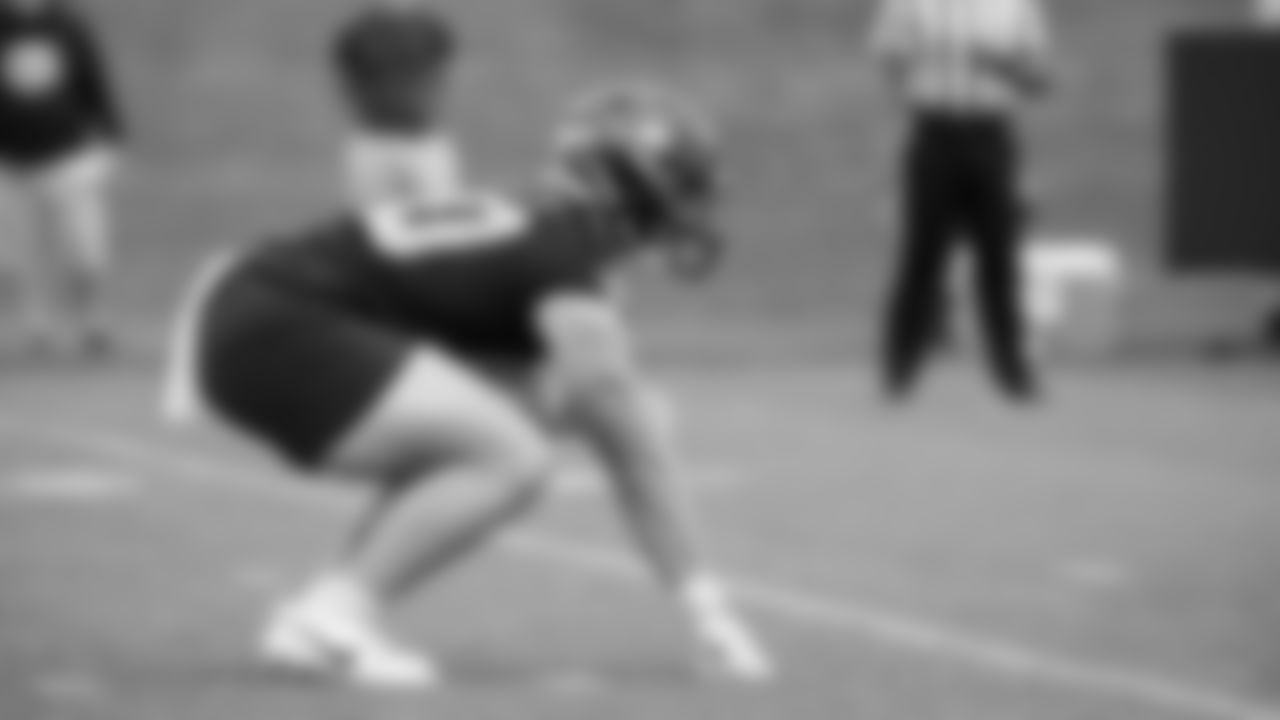 Seahawks fullback Robbie Ouzts (40) participated in a workout on day five of OTAs on Wednesday, June 4, 2025 at the Virginia Mason Athletic Center.