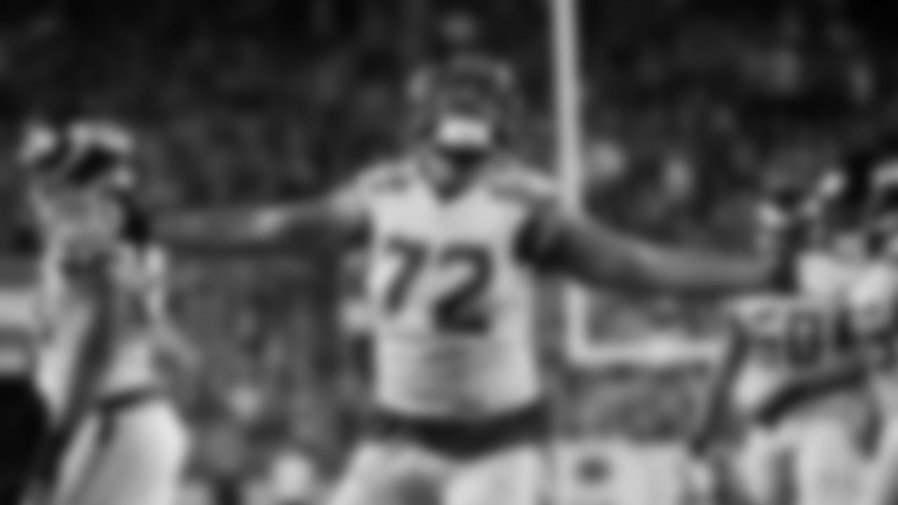 DE Michael Bennett 2013-2017