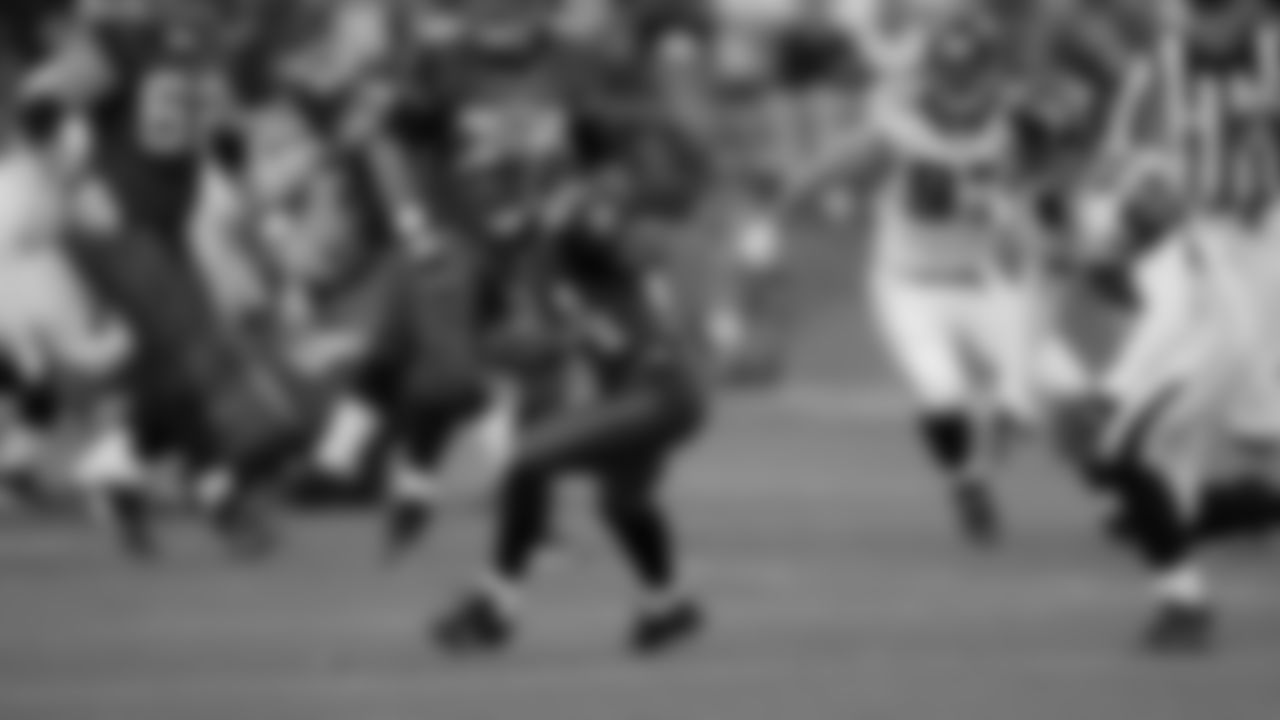 WR Bobby Engram 2001-2008