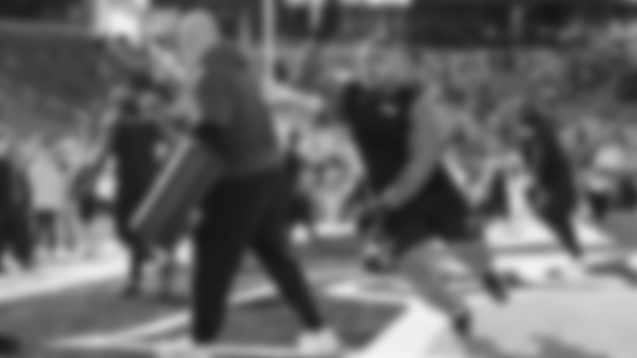 Super Bowl LX Warmups-20260208_22-30-52_1339