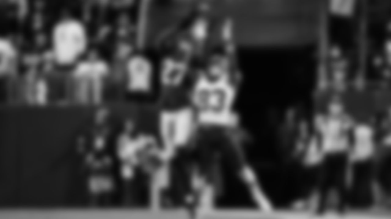 Seattle Seahawks at Washington Commanders for a week 9 throwback matchup on Nov 2, 2025