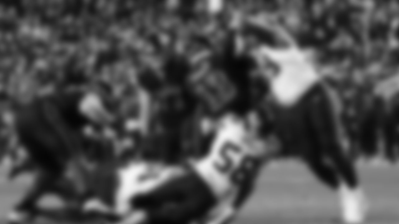 Seahawks defensive tackle Leonard Williams (99) at the San Francisco 49ers in Week 18.