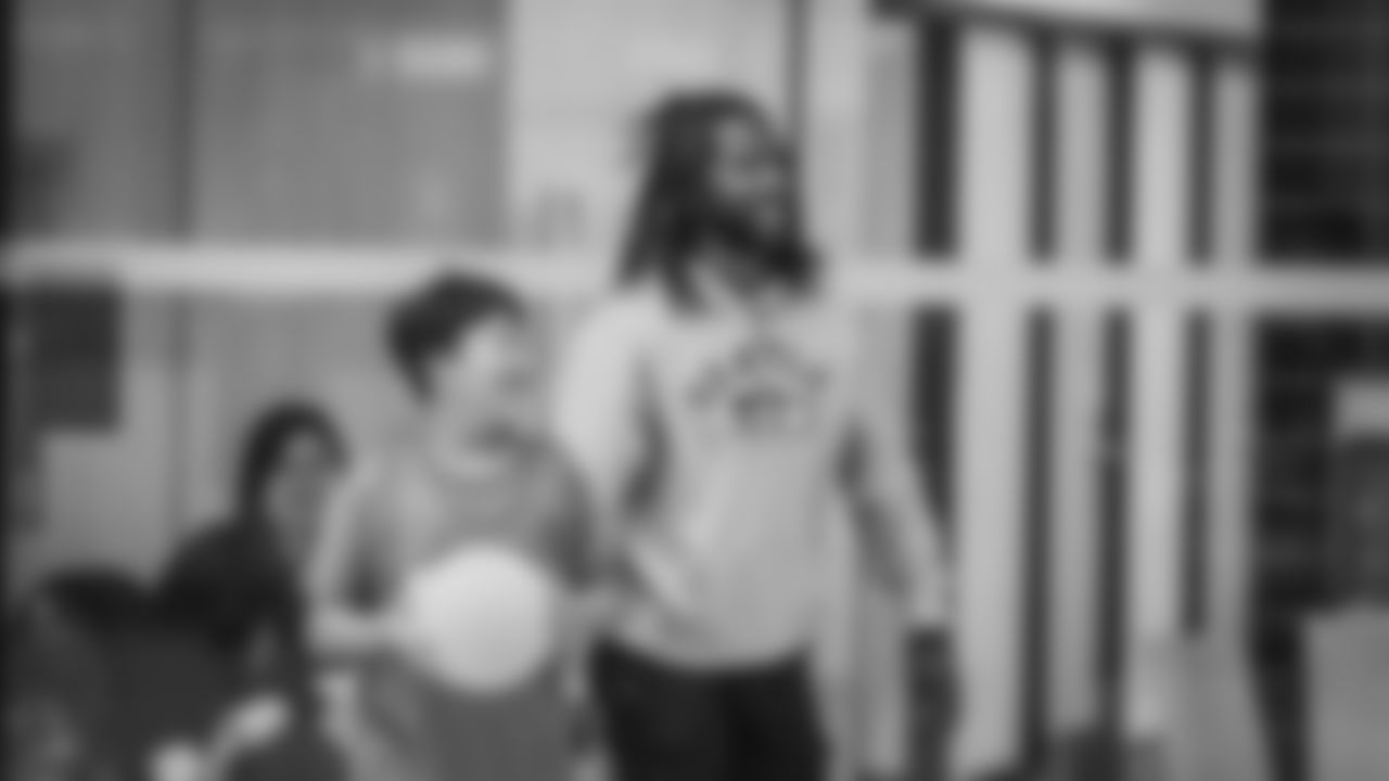 Canada Sensory Kit Donations-20251115_14-01-32_15