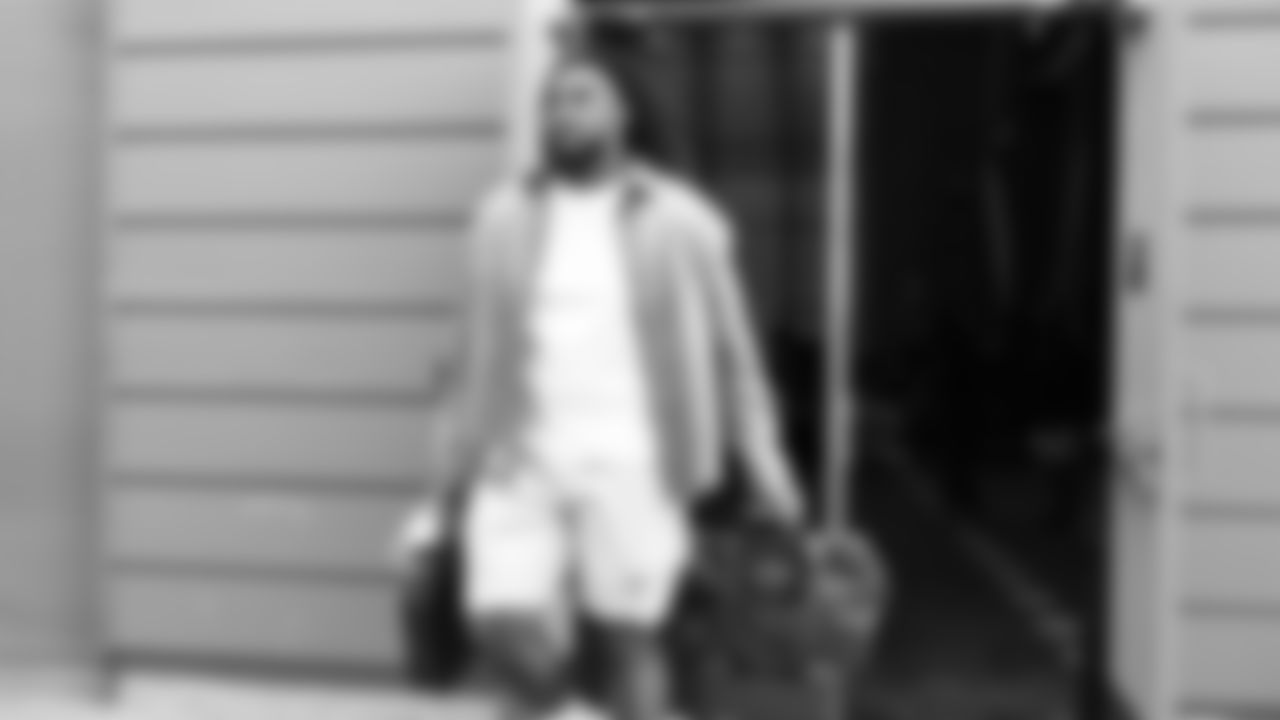 Seahawks defensive end Leonard Williams (99) departed the Virginia Mason Athletic Center for the trip to Jacksonville on Friday, October 10, 2025.
