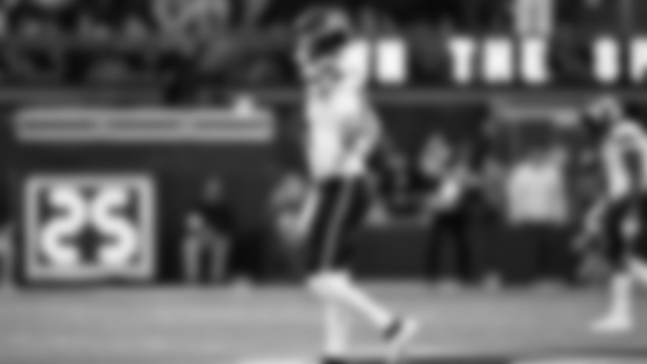 Seahawks at Rams on November 16, 2025