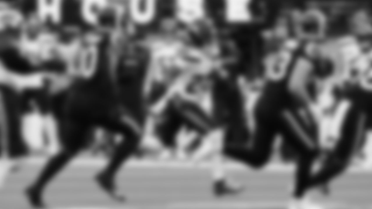 Seahawks at Rams on November 16, 2025