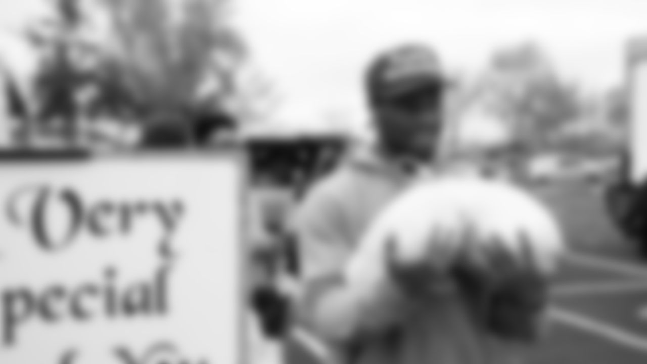 Seahawks Legend Marcus Trufant, quarterback Jalen Milroe, Blitz and the Seahawks Dancers participated in the Tacoma Police Department and Friends Thanksgiving Turkey Giveaway on November 18, 2025.