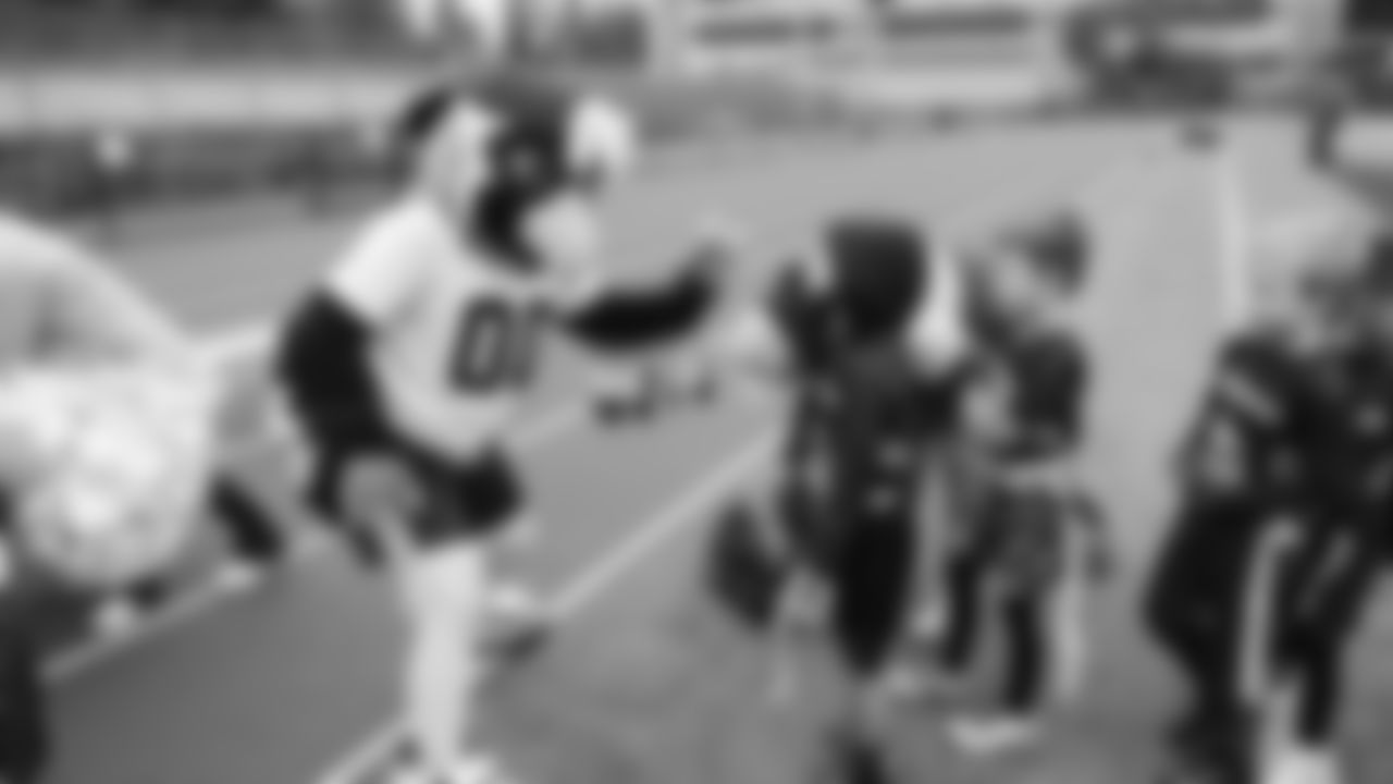 The Seahawks had another round of surprise game day visits at three Seahawks Flag Football League locations on Sunday, October 12th, 2025