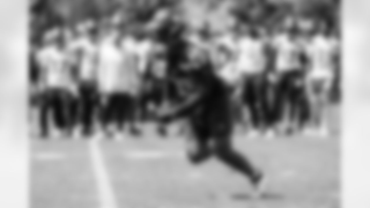 Seahawks running back Kenny McIntosh (25) participated in the Seahawks 2025 offseason workout program.