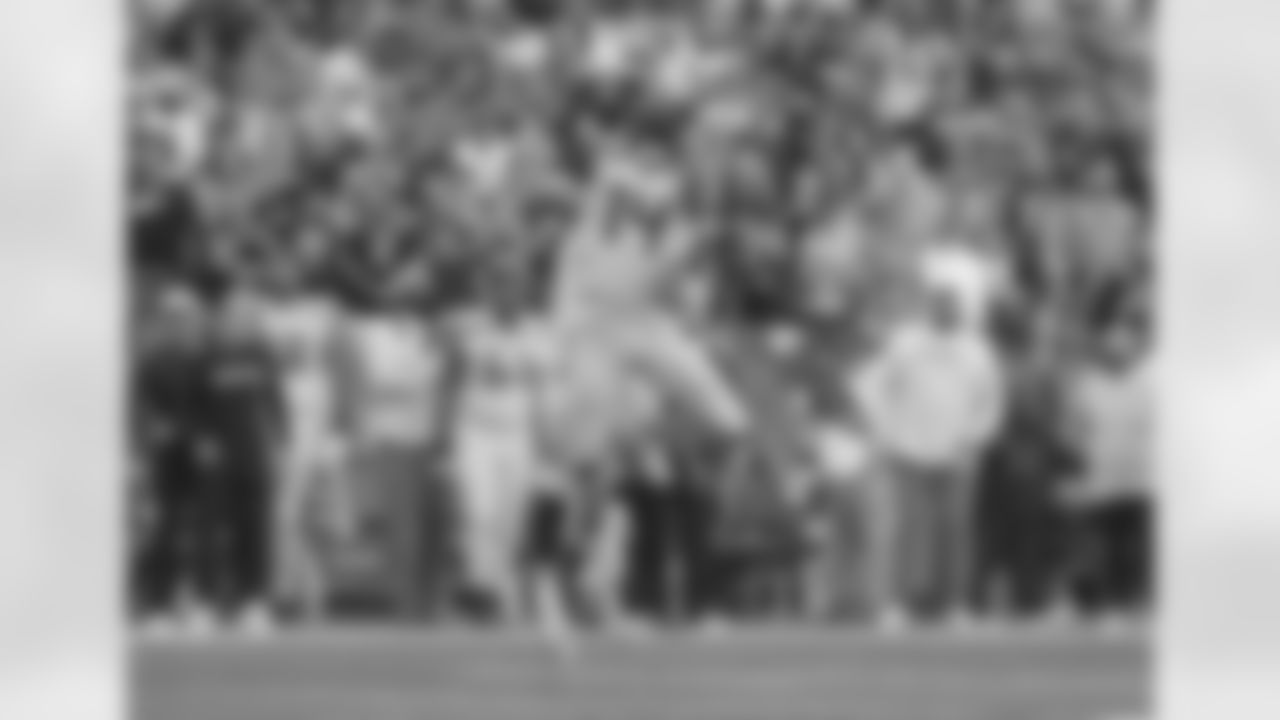 DK Metcalf needs one receiving touchdown to pass Steve Largent for the most in a player's first six seasons in franchise history with 47.