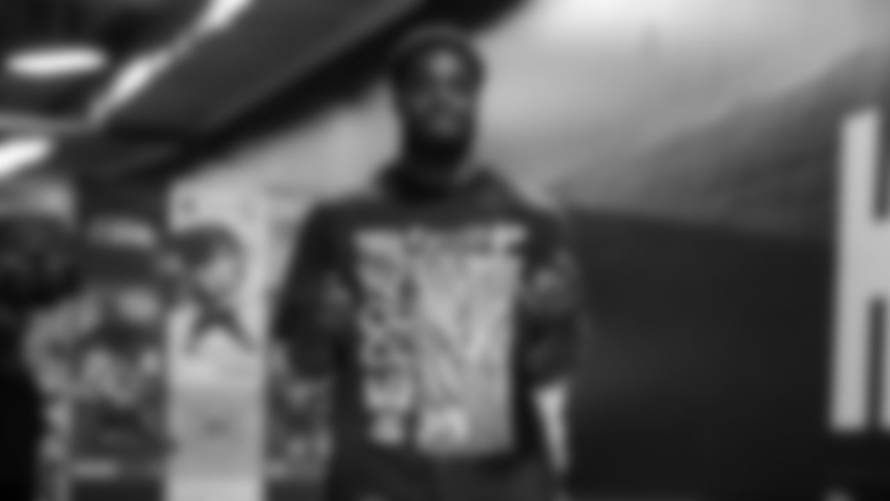 Seahawks cornerback Devon Witherspoon (21) arrives at Lumen Field for the Week 10 matchup vs. the Arizona Cardinals.