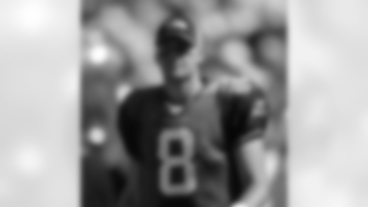 QB Matt Hasselbeck 2001-2010