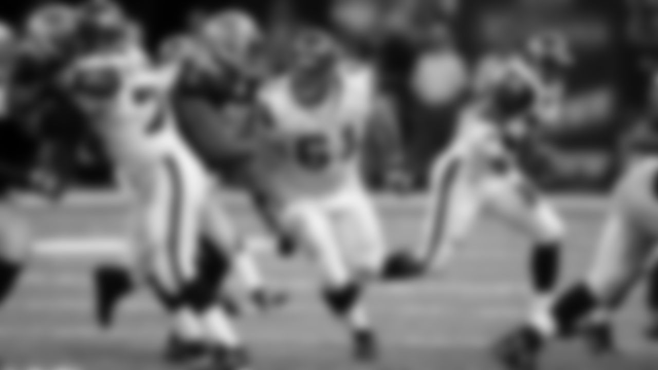 OL Robbie Tobeck 200-2006