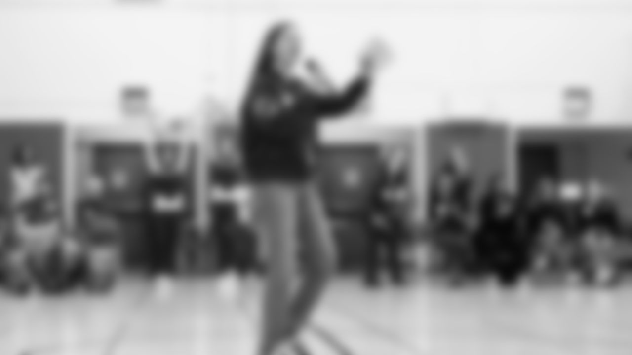 Students at Washington Middle School were surprised with a pep rally on Friday, bringing together the unique tie between sport and music. Blue Thunder, Seahawks Dancers and Legend Lofa Tatupu played a Super Bowl edition of Seahawks trivia, as well as a performance by Blue Thunder and special appearance by Seattle music legend and lead guitarist for Pearl Jam, Mike McCready.