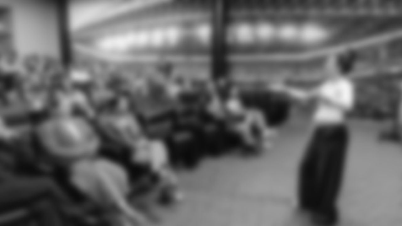 Hosted in partnership with DEI, Seahawks Women's Association and SOAR Women's Employee Resource Group, the Women's Wellness Event brought together education on women's fertility and overall health, moments for connection and meditation, and onsite vendors raising awareness around wellness and the importance of regular breast exams.