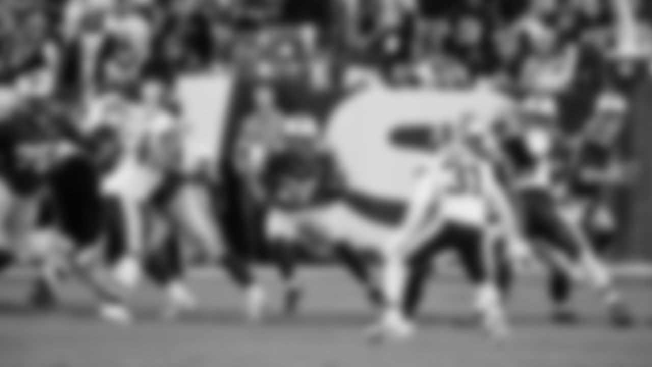 Seattle Seahawks at Washington Commanders for a week 9 throwback matchup on Nov 2, 2025