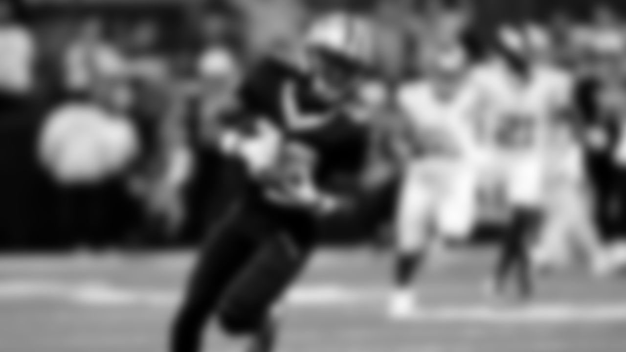 New Orleans Saints wide receiver Rashid Shaheed (22) runs the ball during an NFL football game against the New York Giants, Sunday, Oct. 5, 2025, in New Orleans. (AP Photo/Tyler Kaufman)