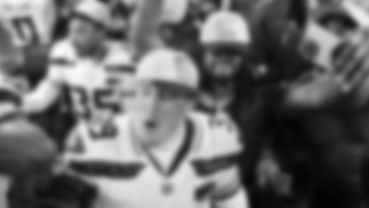 The Seahawks celebrated the win vs. the 49ers at Levi's Stadium in Week 18.