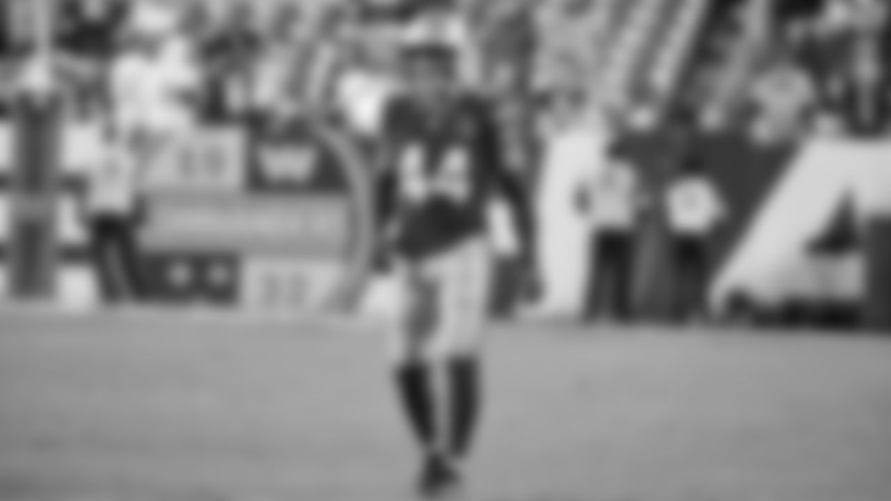 Seattle Seahawks at Washington Commanders for a week 9 throwback matchup on Nov 2, 2025