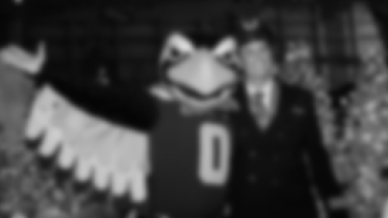 The Seahawks and Delta Air Lines hosted the annual Holiday in the Hangar event on December 2, 2025 to spread holiday cheer.