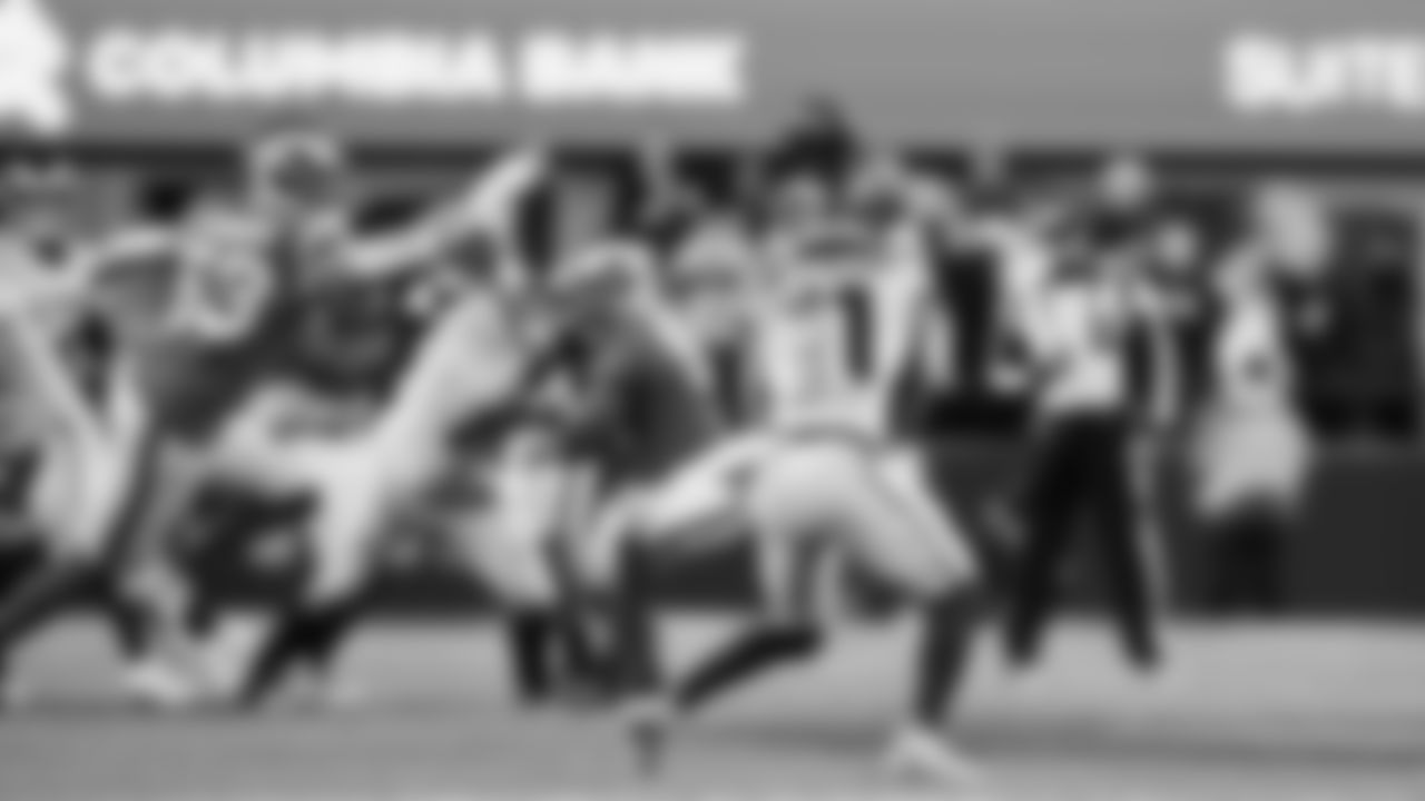 Seahawks wide receiver Jaxon Smith-Njigba (11) vs. the L.A. Rams in Week 16.