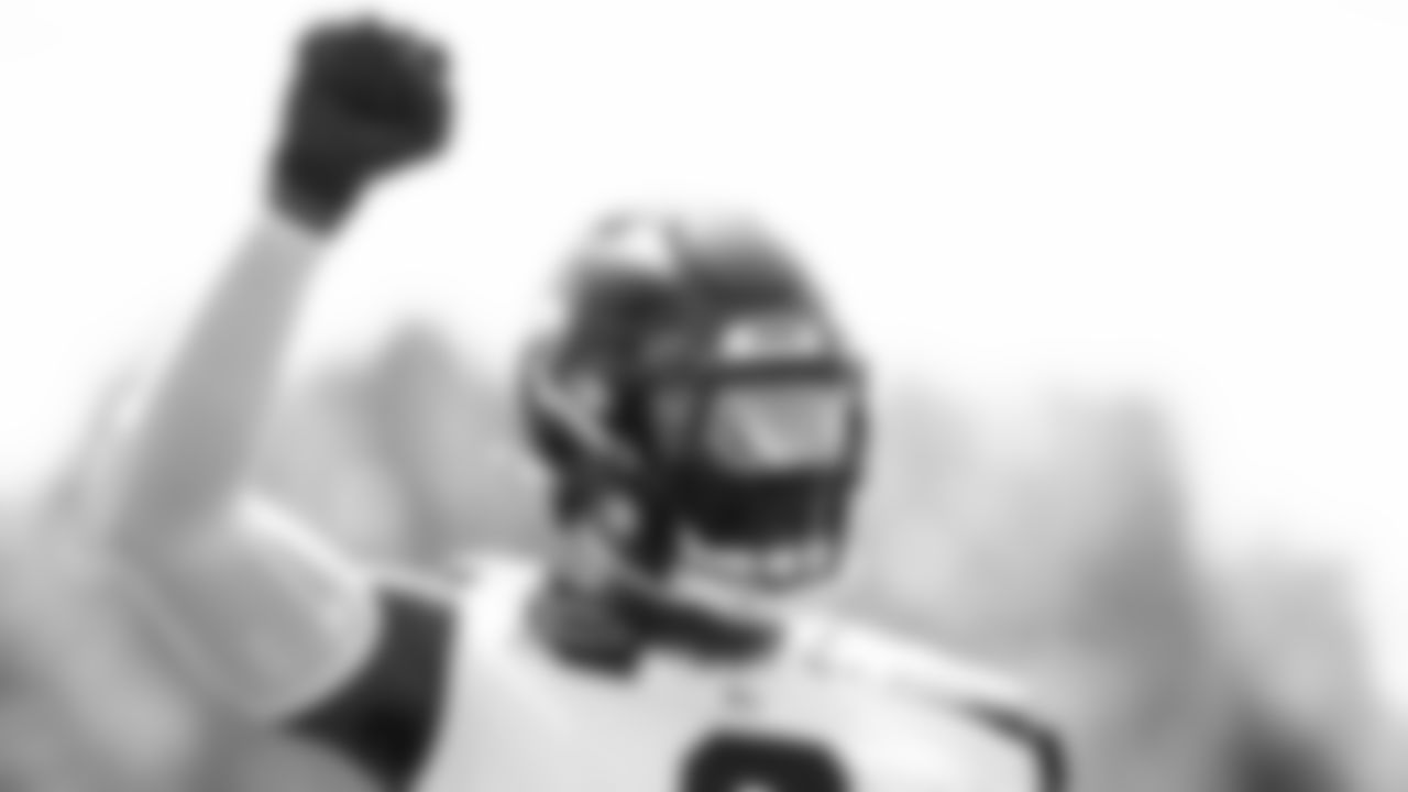 Seahawks defensive end DeMarcus Lawrence (0) participated in a workout on day two of minicamp on Wednesday, June 11, 2025 at the Virginia Mason Athletic Center.