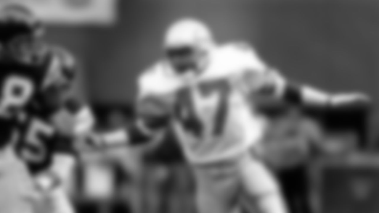 The Seahawks drafted Fort Valley State defensive back Eddie Anderson with the 153rd overall pick in the the 1986 NFL Draft.