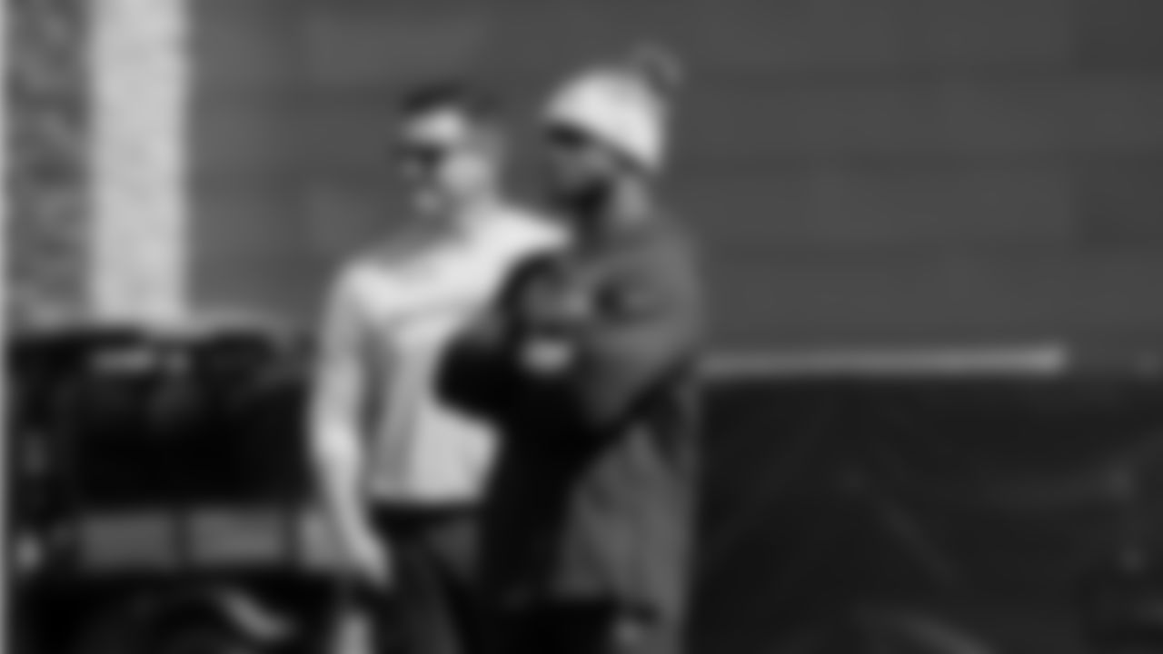 Seahawks head coach Mike Macdonald with running back Kenneth Walker III (9) during a workout on May 6, 2025 at the Virginia Mason Athletic Center.