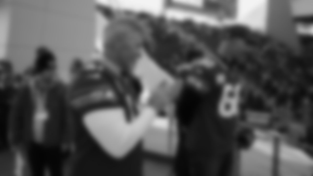 Seahawks Legends Bryan Millard, Robbie Tobeck & Max Unger raised the 12 Flag for the Seahawks' Week 13 matchup against the Vikings at Lumen Field.