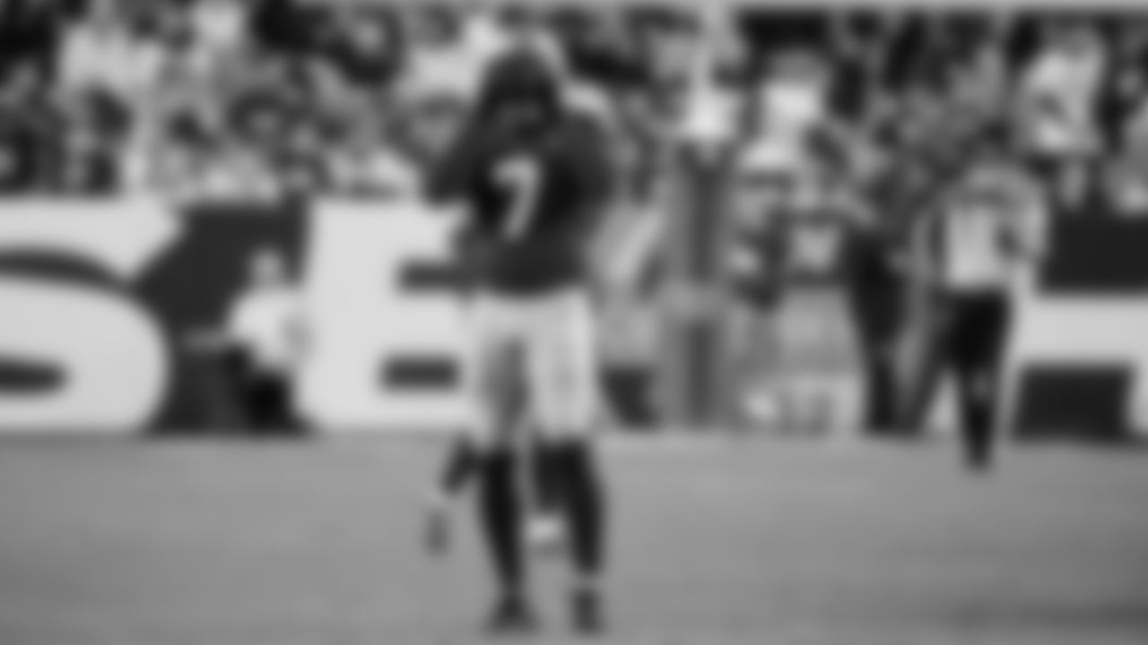 Seattle Seahawks at Washington Commanders for a week 9 throwback matchup on Nov 2, 2025