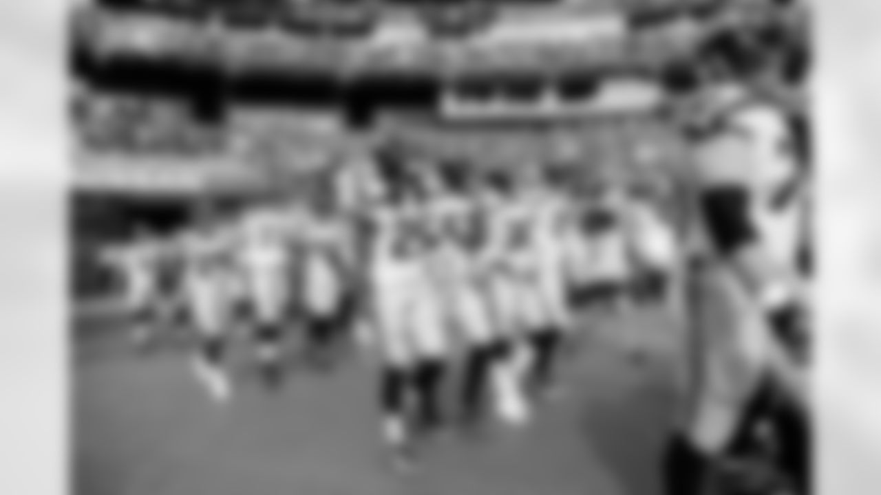 White - Grey Uniform Combo- 20170924_13-04-43_4460