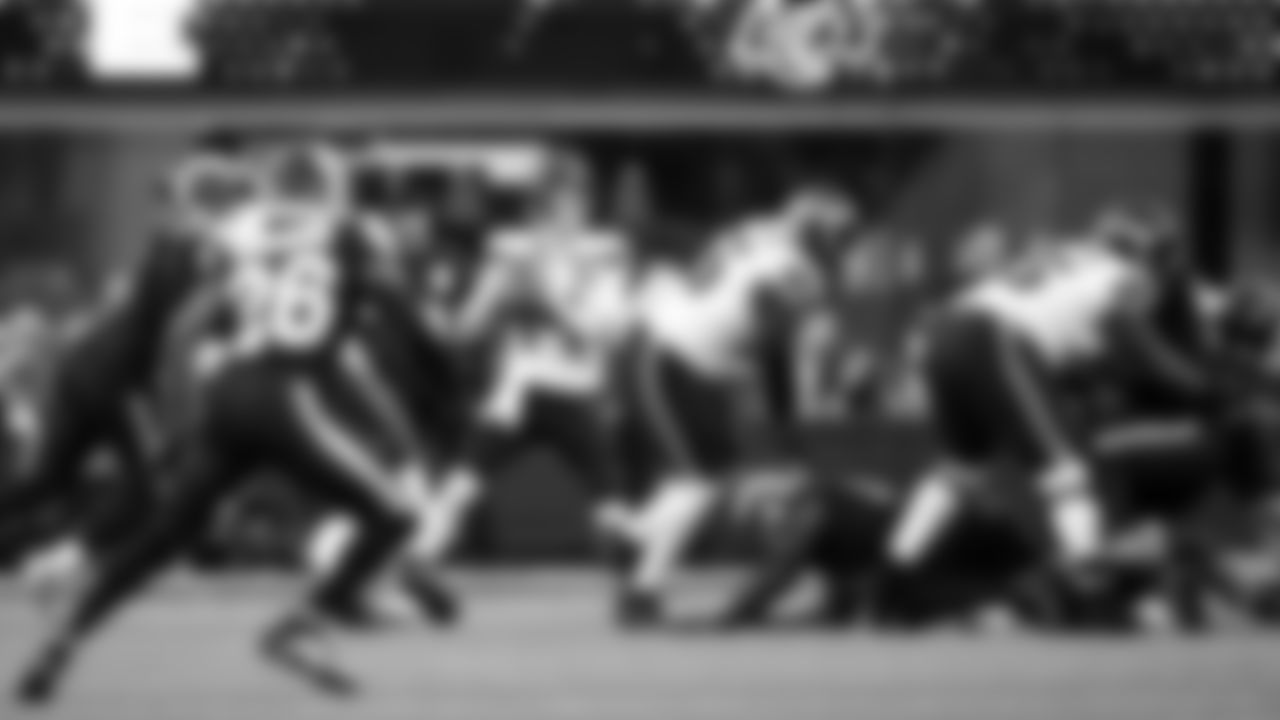 Seahawks at Rams on November 16, 2025