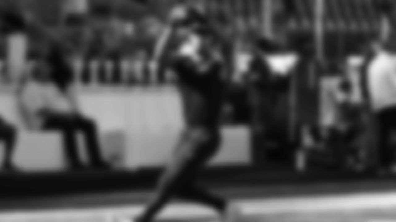 The Seahawks warm up ahead of Super Bowl LX vs. the Patriots at Levi's Stadium on Sunday, February 8, 2026.