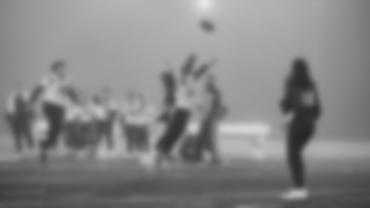 The Seahawks visited Tahoma High School on Tuesday, January 13, 2026 with Seahawks Legend Orlando Huff for the last Girls Flag Takeover of the season featuring the varsity game between Todd Beamer High School vs. Tahoma High School.